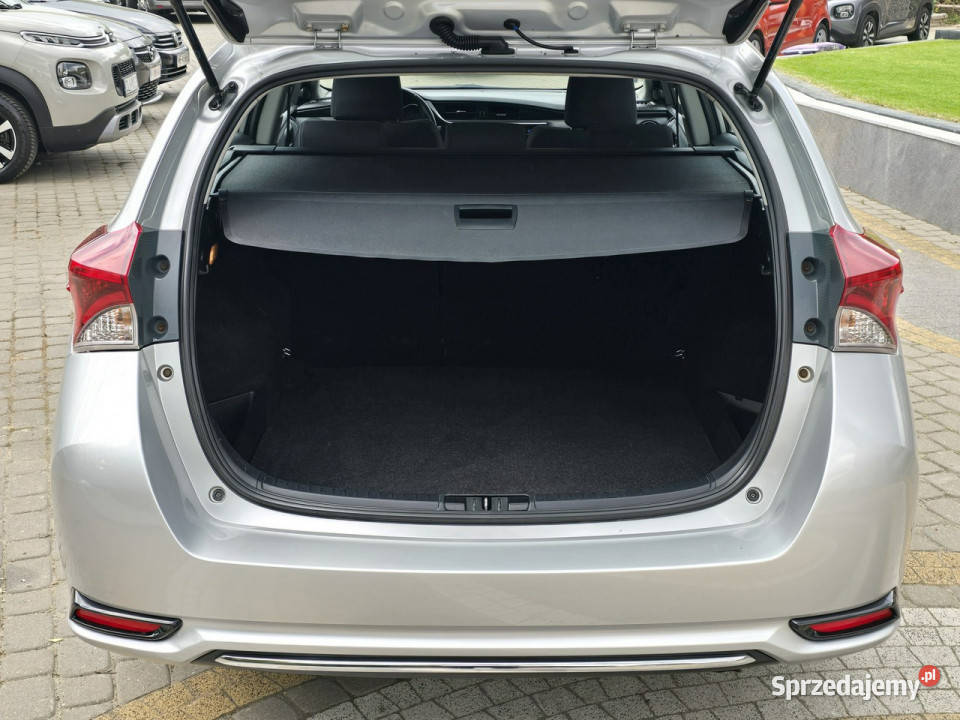 Toyota Auris 16 D4D Premium Salon II 2012 Skępe sprzedam