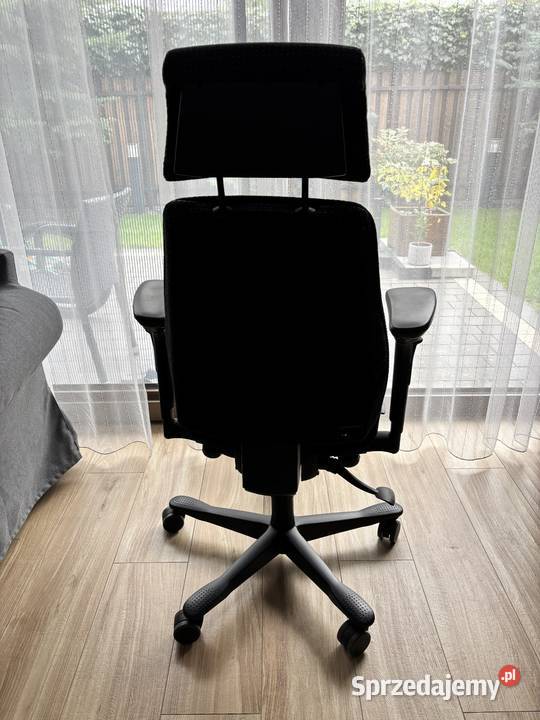 Kinnarps Plus 8000 Synchrone ergonomiczny fotel Warszawa