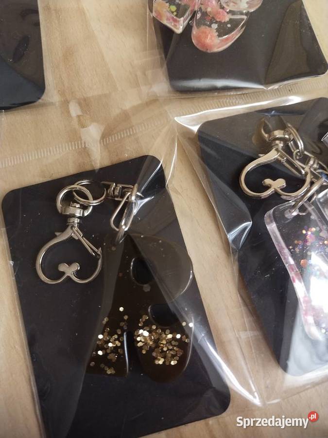 Breloki z żywicy Kujawy