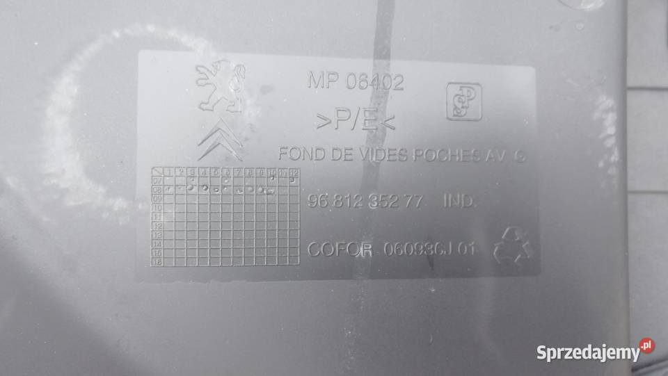 Tapicerka boczek lewy Citroen Berlingo Peugeot śląskie