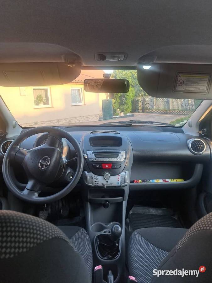 Toyota aygo mistrz ekonomi Roźwienica