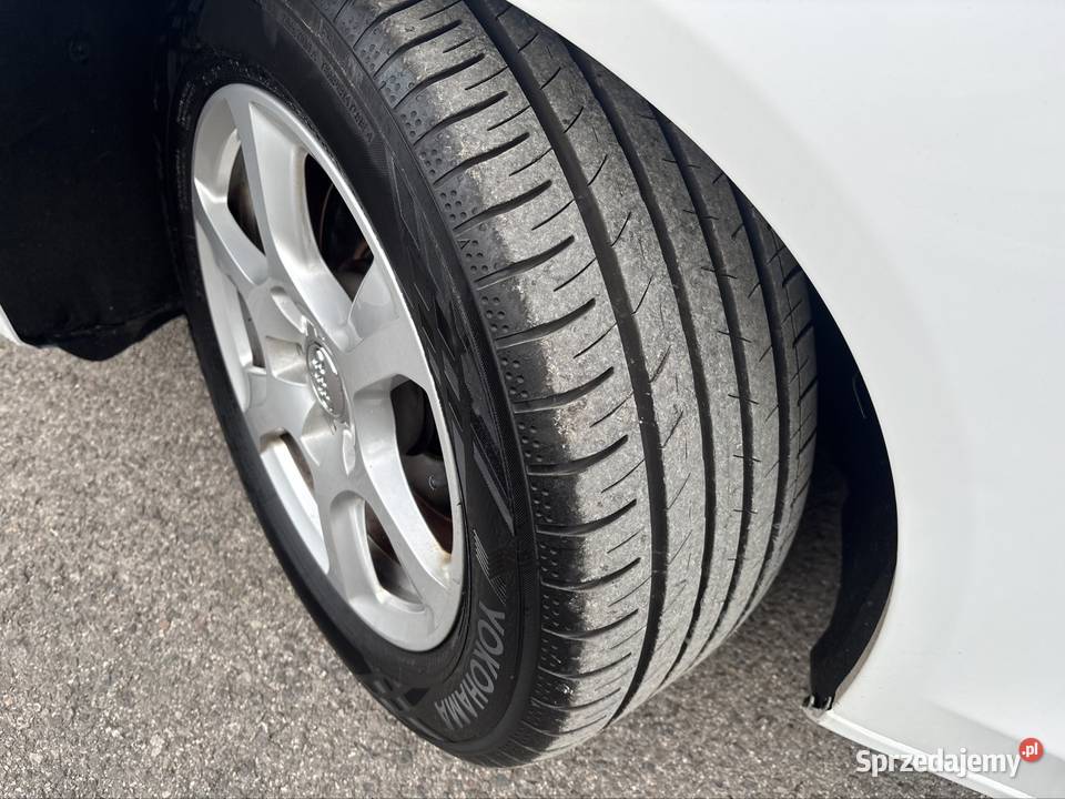 Audi A4B8 20 Diesel Skóra Zamiana radio A4 lubelskie