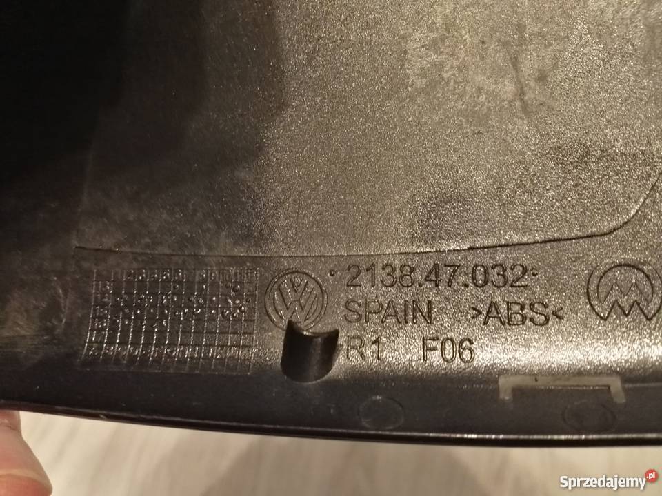 VW GOLF VII 12 PRAWA OBUDOWA LUSTERKA wielkopolskie Międzychód