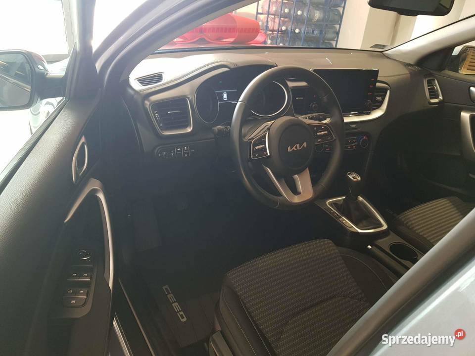 Kia Ceed 15 TGDI M 4/5 Cynków