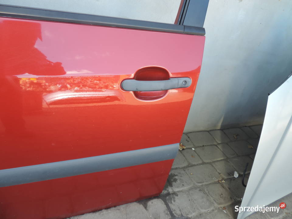 DRZWI LEWY PRZÓD FORD FIESTA MK6 FL 5D KOLOR T5 osobowe małopolskie Nowy Sącz