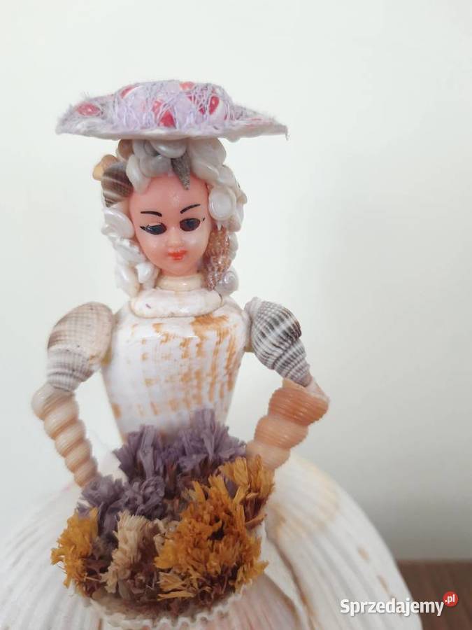 Kobieta figura wykonana z muszli Morąg sprzedam