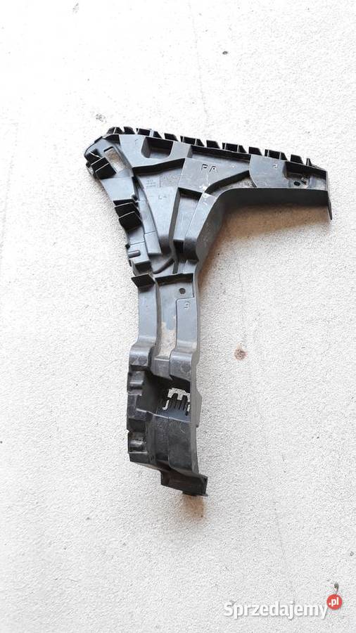 AUDI Q3 8U0 ŚLIZG ZDERZAKA LEWY TYŁ 8U0807453B Zatom Stary