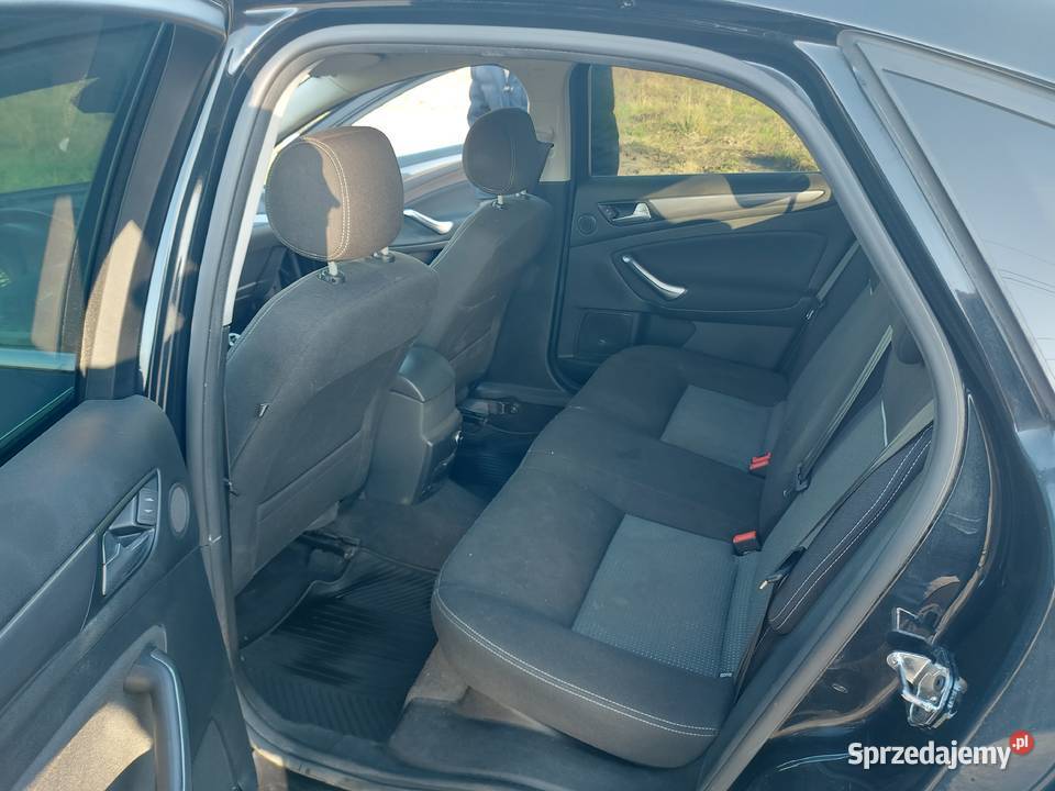 Ford Mondeo 16 MK4 w wersji Titanium aluminiowe felgi