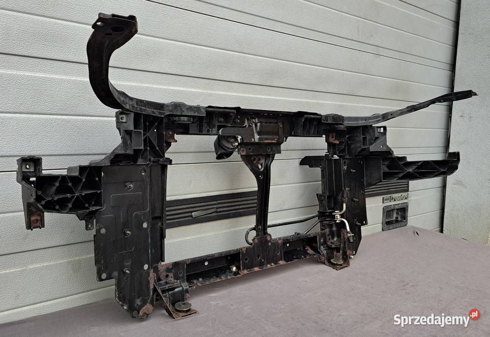 Pas przedni Nissan Murano Z50 20032008 35 V6 osobowe Mielęcin