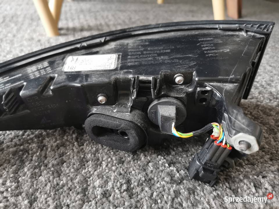 LAMPA PRAWA TYLNA RANGE ROVER EVOQUE FR26830204 osobowe Pielgrzymka sprzedam