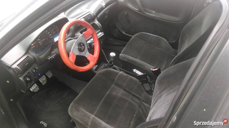 Opel Astra F Sedan 20 150 Dawca Swap GSI manualna
