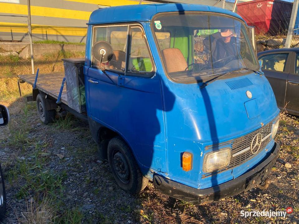 Mercedes L206D 1975r niebieski