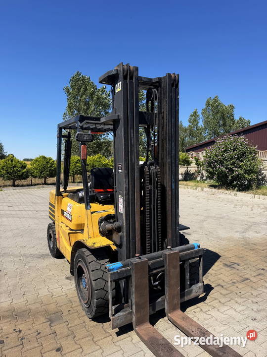 wózek widłowy CATERPILLAR DP30 udźwig 3000 Motoryzacja łódzkie Działoszyn