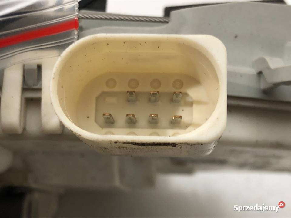 ZAMEK DRZWI LEWY PRZÓD AUDI A1 8X Hatchback osobowe