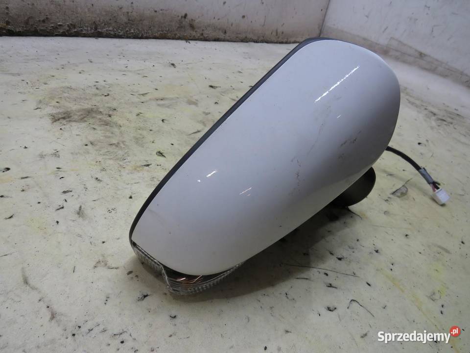 LUSTERKO PRAWE 9 PIN 040 AVENSIS T27 T29 sprzedam