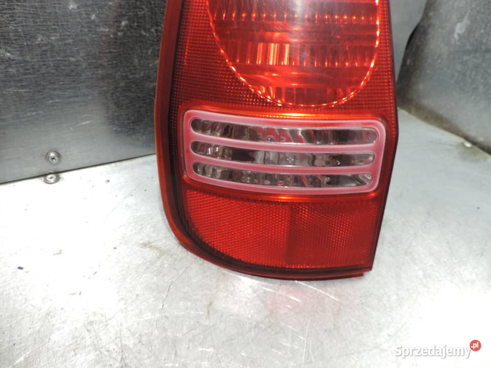 HYUNDAI MATRIX LAMPA LEWY TYLNA lewe
