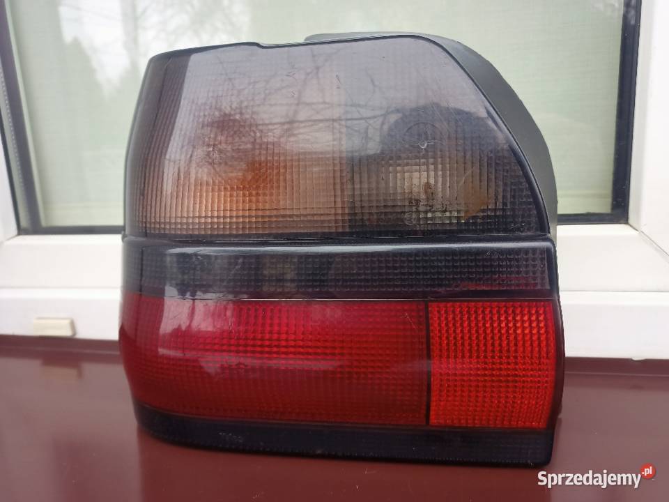 Renault 19 Chamade sedan lampa tył tylna lewa łódzkie Sieradz sprzedam