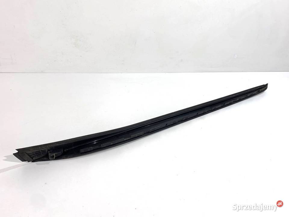 LISTWA ZGARNIAJĄCA PRZÓD PRAWY KIA OPTIMA