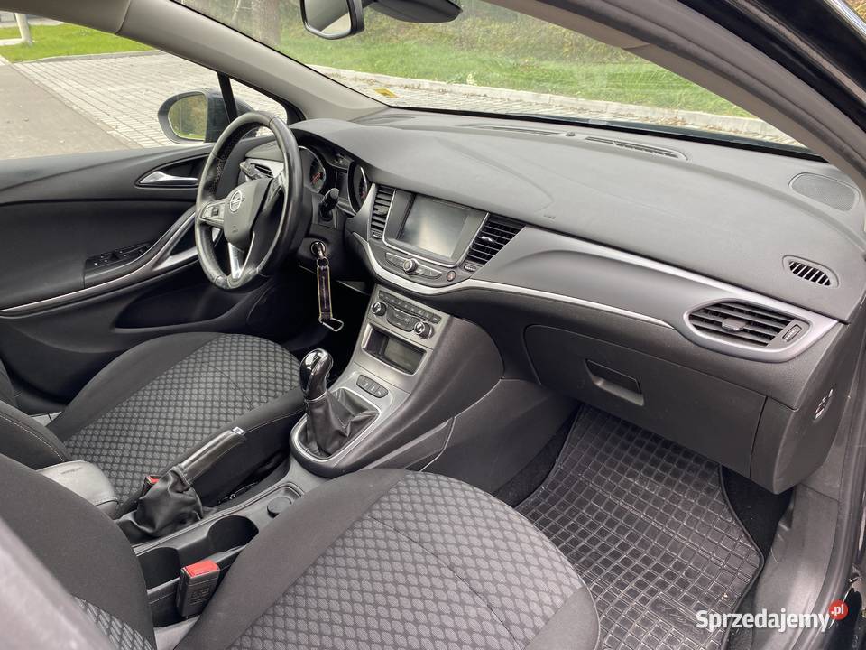 Sprzedam Opel Astra K kombi 16 CDTI 1600cm3 Rząska