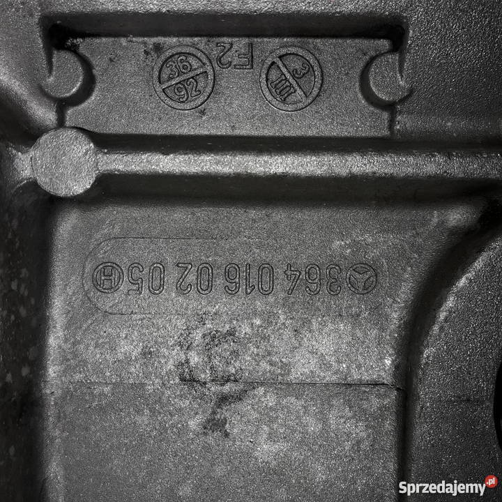 Mercedes OM364 POKRYWA ZAWORÓW 609D 709D 809D