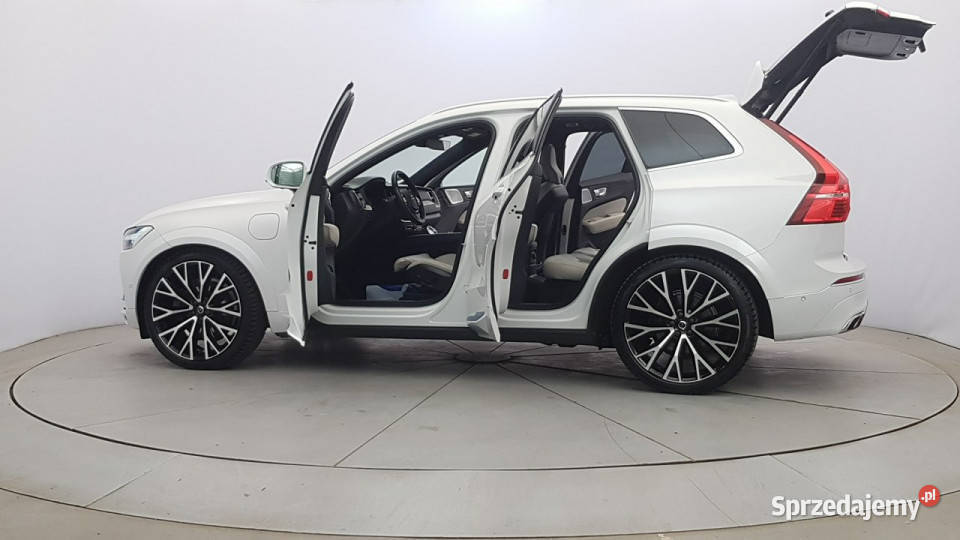 Volvo XC 60 T8 PlugIn Hybrid AWD Inscription Z Warszawa