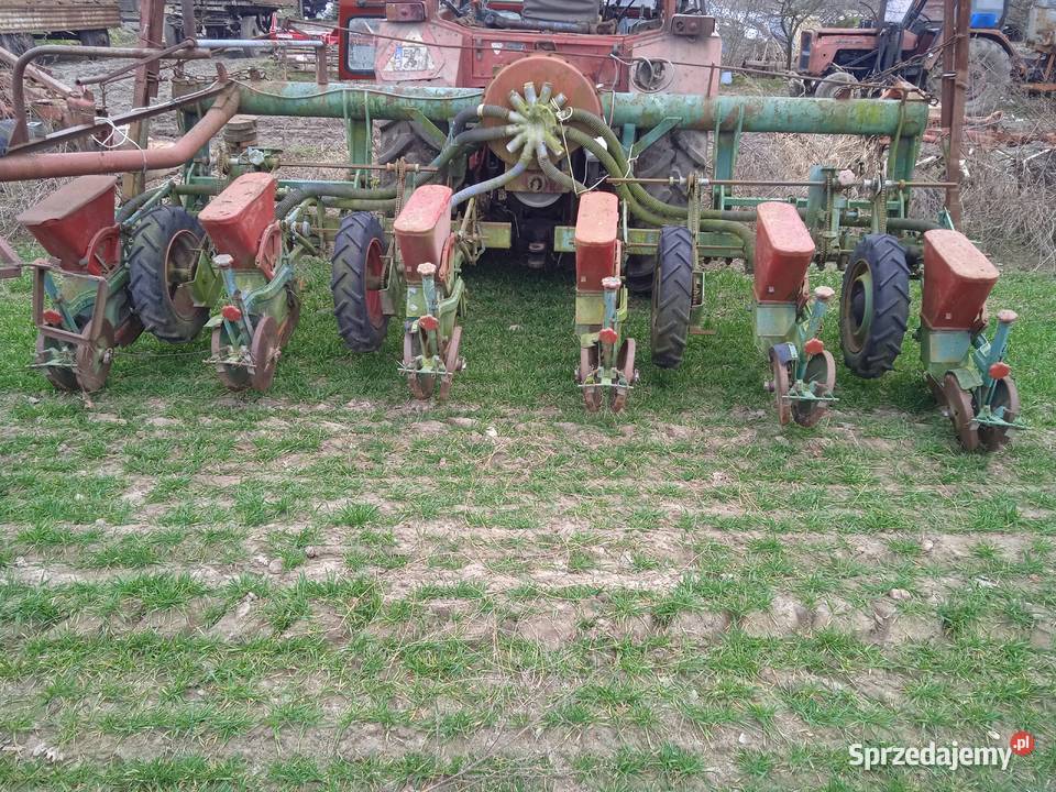 Siewnik do kukurydzy 6 rzędowy Nodet Pneumasem 2