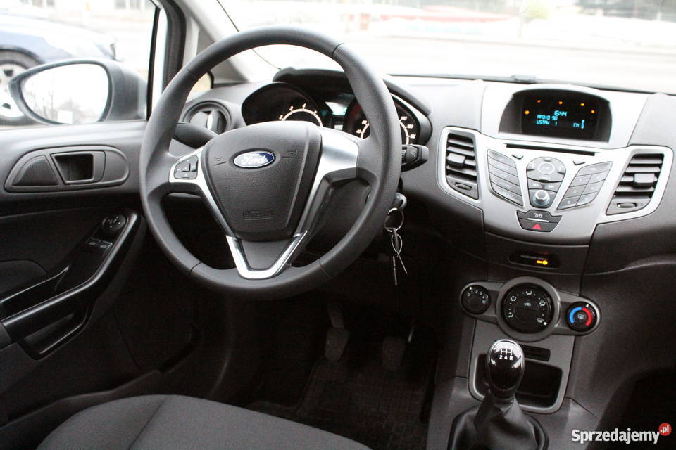 Ford Fiesta 2016r 12 benzyna 15 GWARANCJA 29100 nieuszkodzony Fiesta Radlin sprzedam