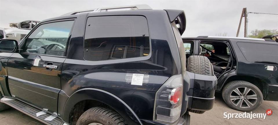 ĆWIARTKA BŁOTNIK LEWY TYŁ MITSHUBISHI PAJERO IV Lipno