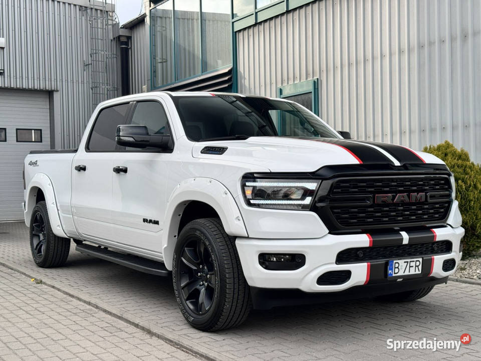 RAM 1500 57 V8 HEMI eTorque Bezwypadkowy 717 Węgrzce sprzedam