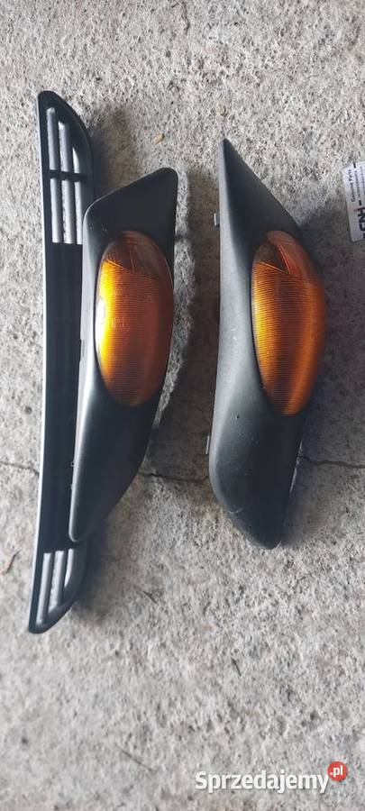 Iveco Daily kierunkowskazy OEM listwa maski oem mazowieckie Płońsk