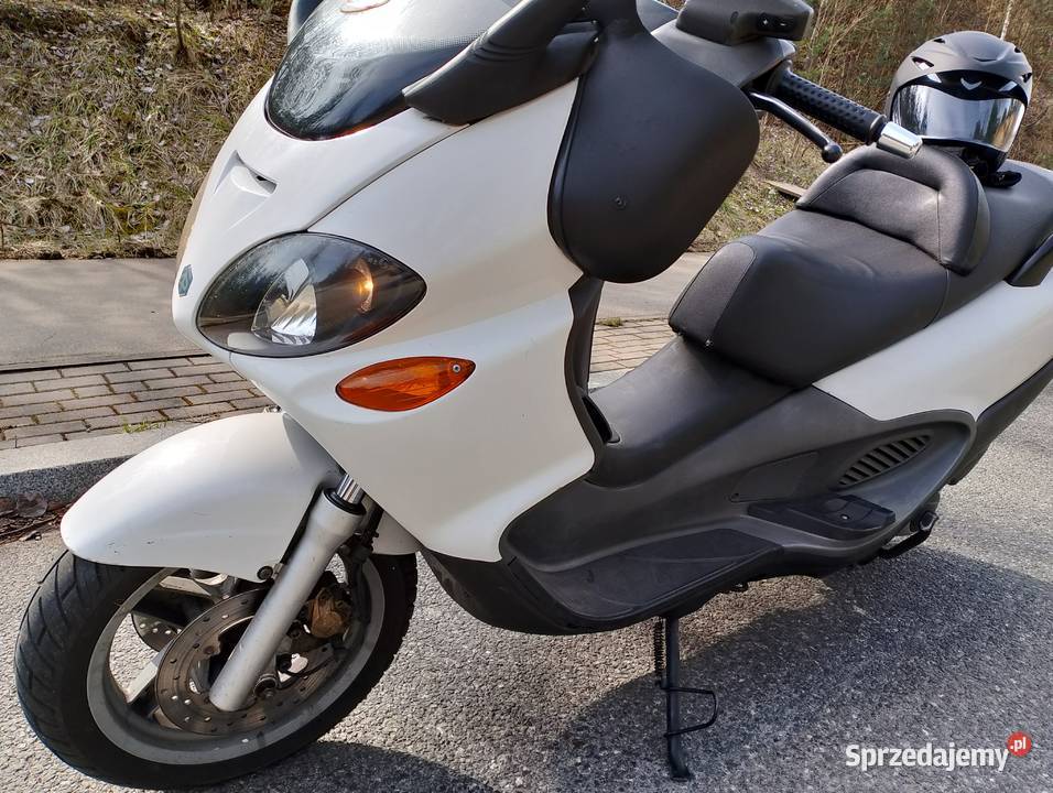 Piaggio X9 180ccm kask skuter