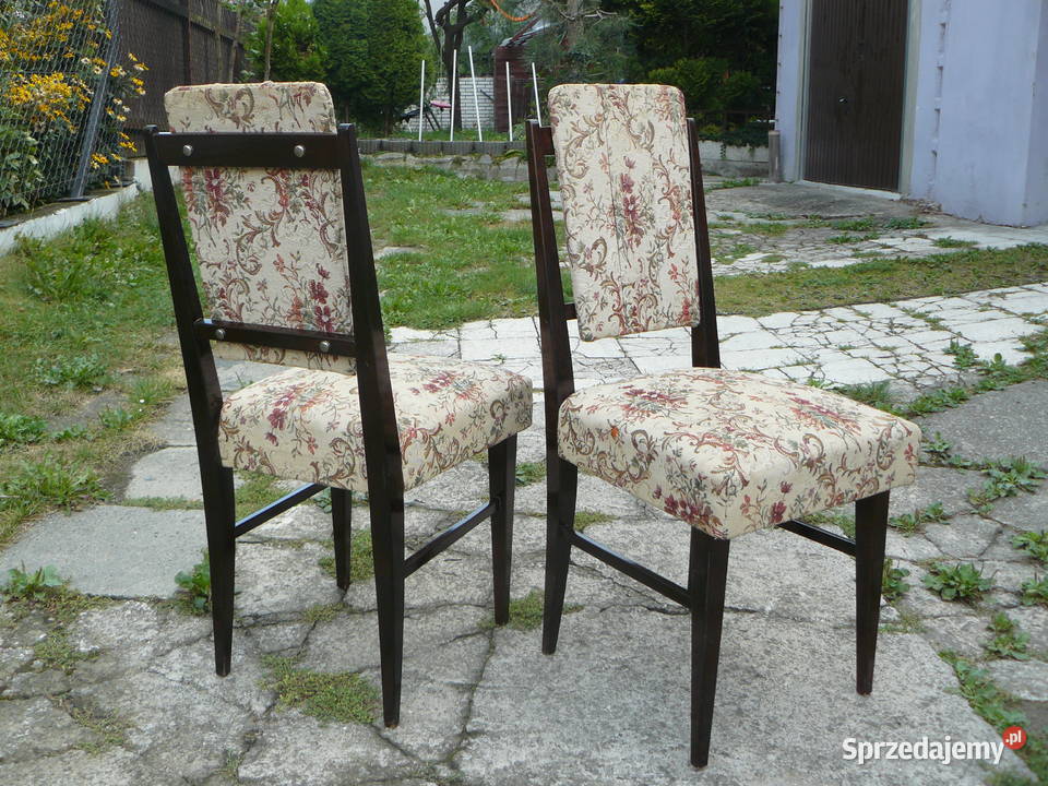 Stare krzesła do wstawienia