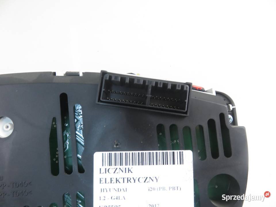 LICZNIK HYUNDAI i20 PB PBT 12 G4LA 940131J200 sprzedam