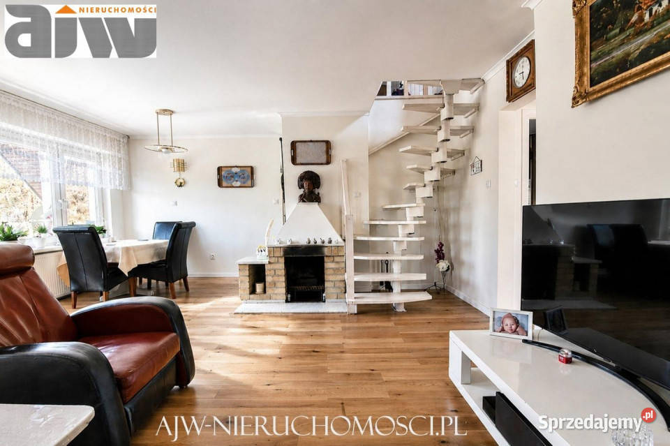 Dom wolnostojący Laski 390m2 1250m2 sprzedam