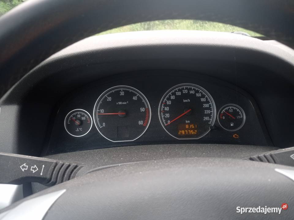 OPEL VECTRA C 19 CDTI 150 2004 r srebrny Lubin