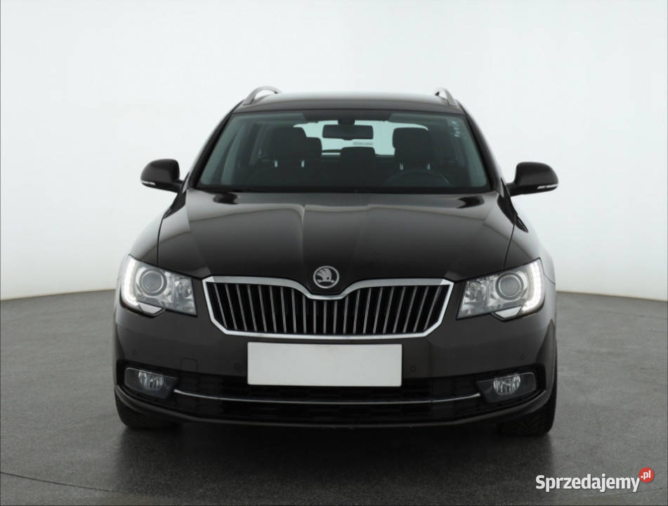 Skoda Superb 14 TSI elektryczne lusterka