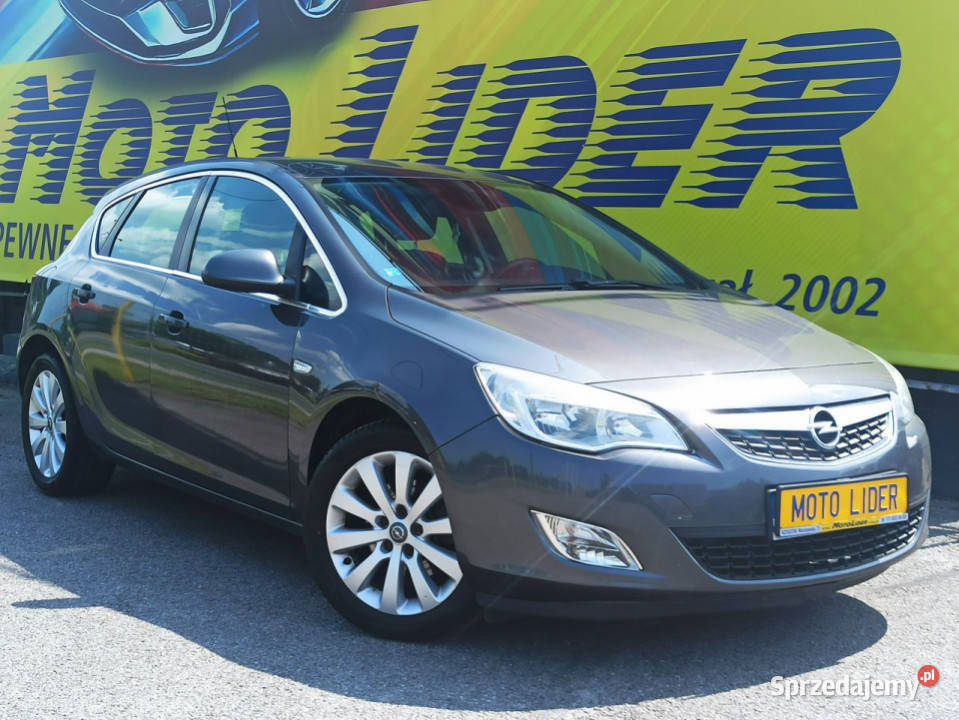 Opel Astra cosmo serwisowany stan J 20092019 Astra sprzedam