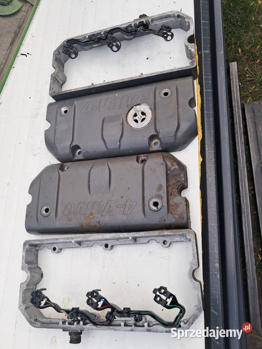 massey ferguson 7720 valtra pokrywa zaworów Jarocin