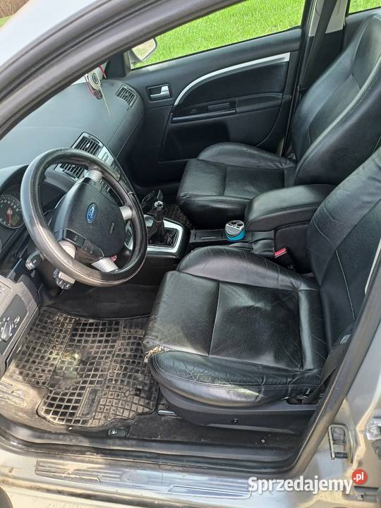 Ford Mondeo 25v6 sedan ghia nieuszkodzony Trzydnik Duży