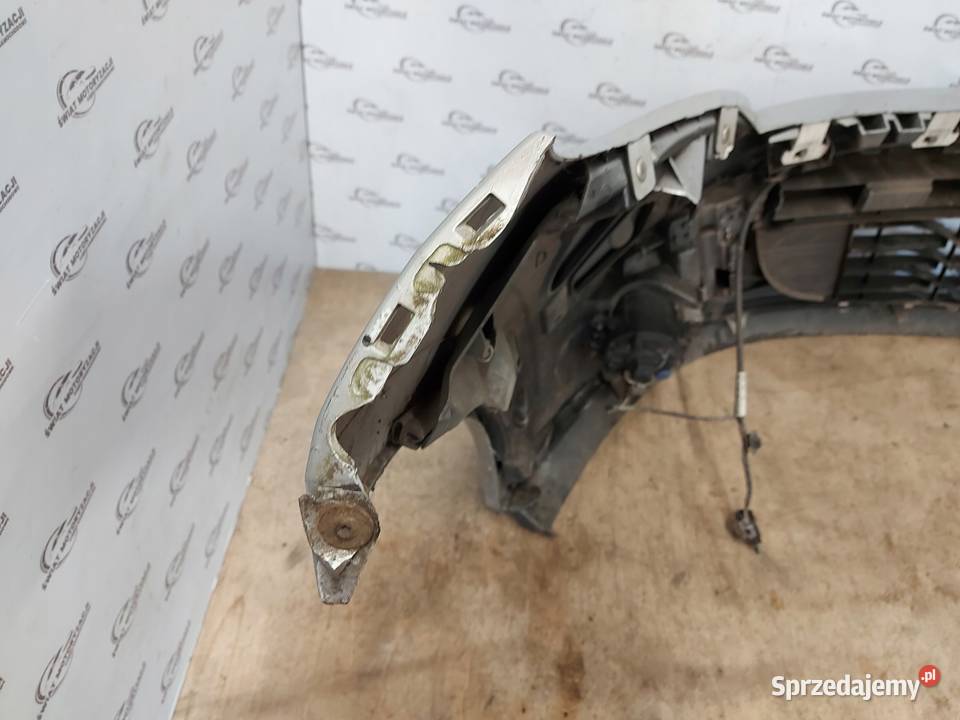 RENAULT MEGANE III 10r Zderzak przód przedni Kielce