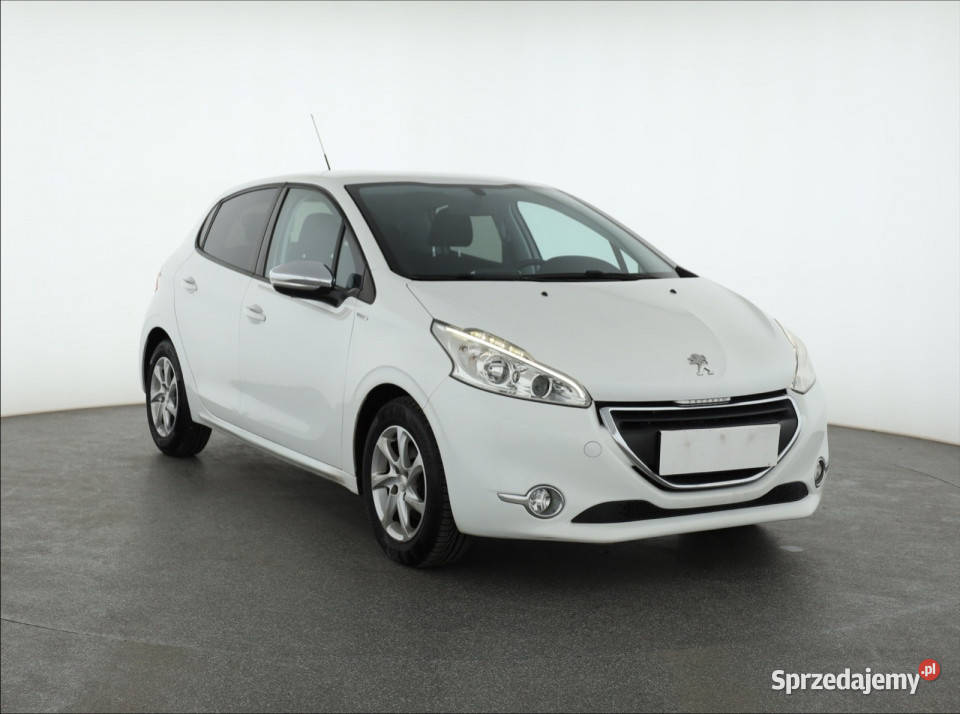 Peugeot 208 12 PureTech bluetooth Piaseczno