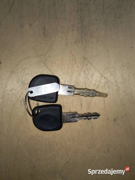 Stacyjka do Polonez DaewooFSO Caro dwa kluczyki Wołomin sprzedam