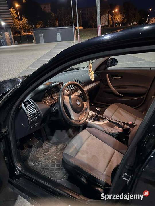 BMW Seria 1 20 diesel 2005 r czarny Śrem sprzedam