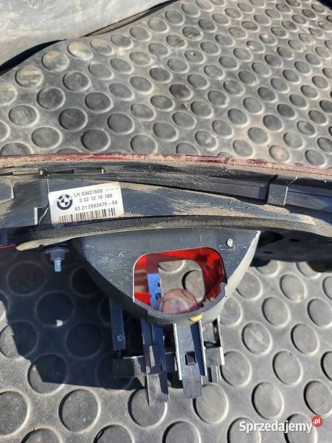 Sprzedam lampy w klapę bmw x1 Lampy obrysowe Zalesna
