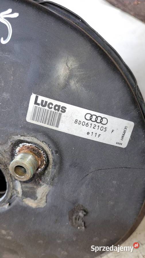 Serwo hamulcowe Audi A4 B5 8D0612105 F Łagów