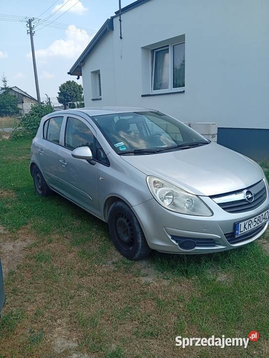 Opel Corsa D 12 benzyna nieuszkodzony
