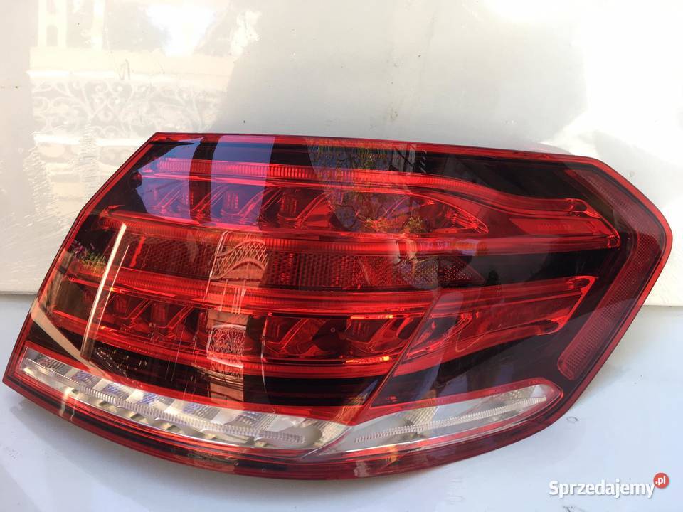 MERCEDES EKLASA W212 PRAWA LAMPA TYŁ SEDAN Ostroróg sprzedam