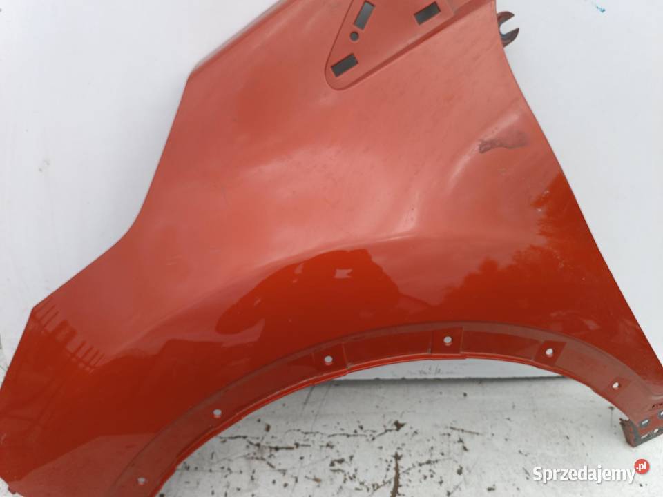 BŁOTNIK LEWY PRZÓD RENAULT CAPTUR 681018998R osobowe