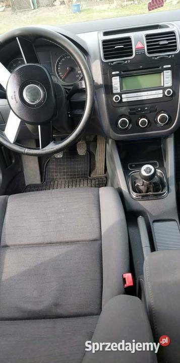 Golf V 14 benzyna Kijewo Królewskie