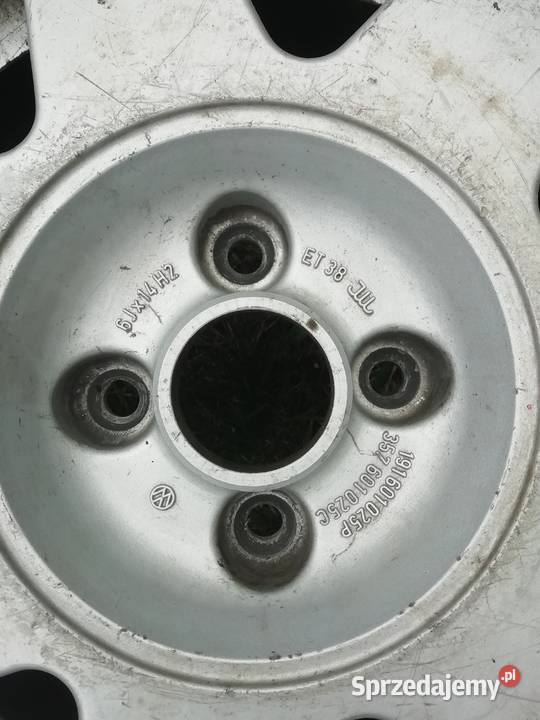 Felga VW ze stopów lekkich 6Jx14H2 ET 38 Tuczępy